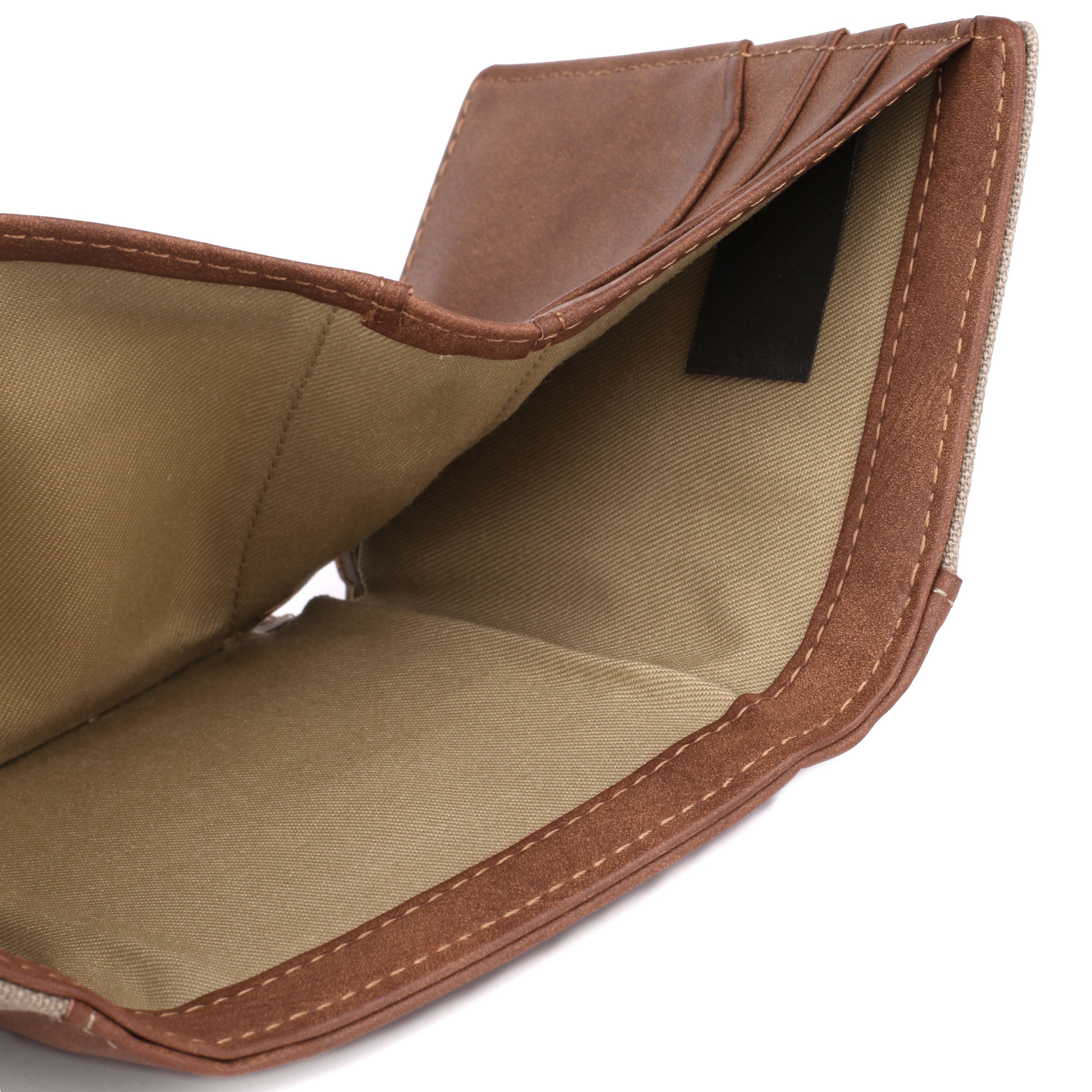 J. Buxton Expedition II Huntington Gear RFID Three-Fold