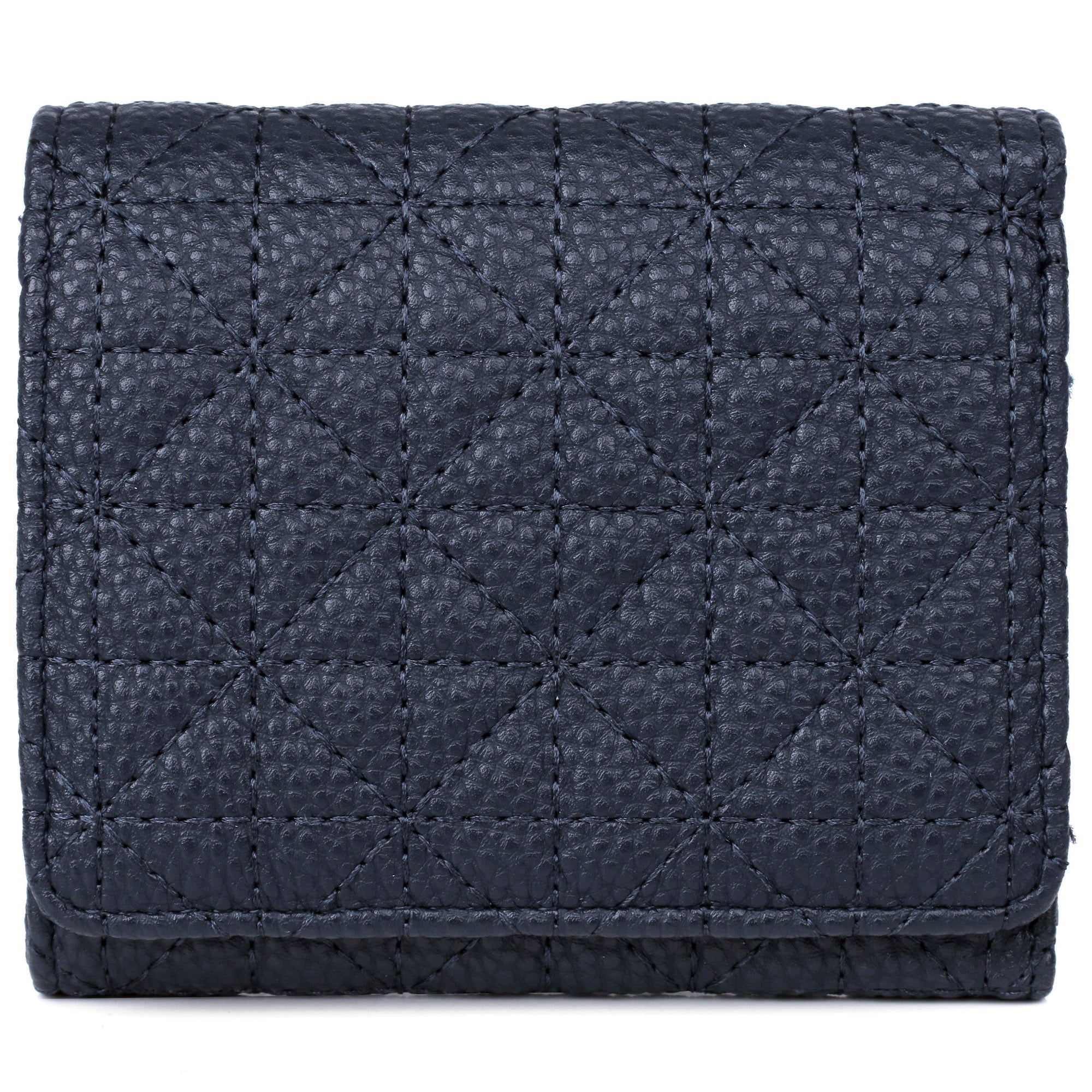 Medium Trifold